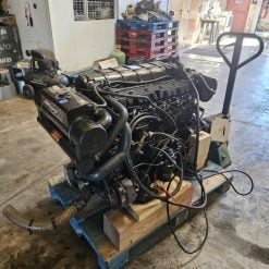 Moteur Mercruiser diesel 4.2L 220cv in-bord