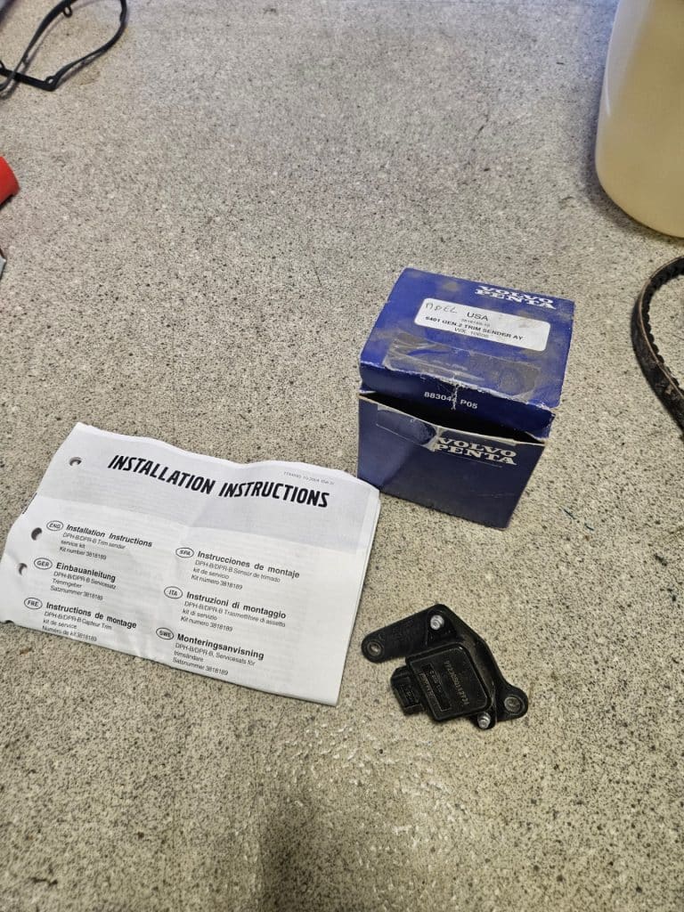 Capteur de trim 3818189 embase Volvo