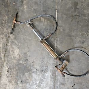 Vérin de direction hydraulique Volvo MD17