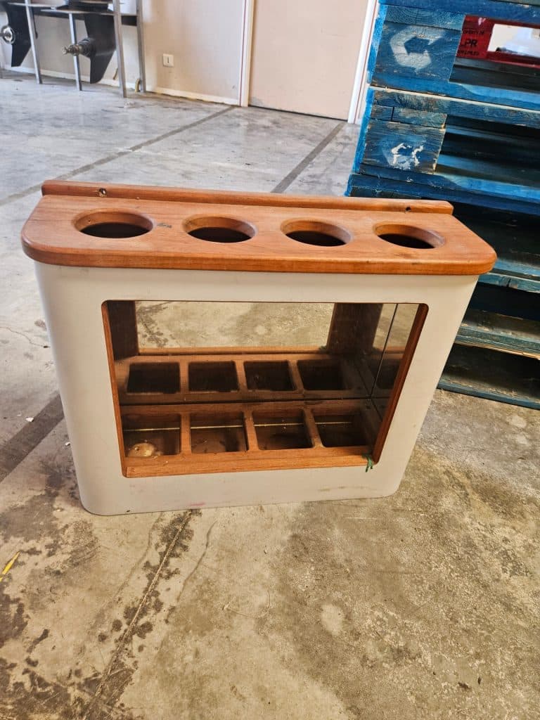 Mini-bar bateau bois avec miroir