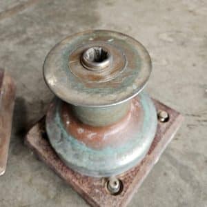 Winch en laiton 18cm