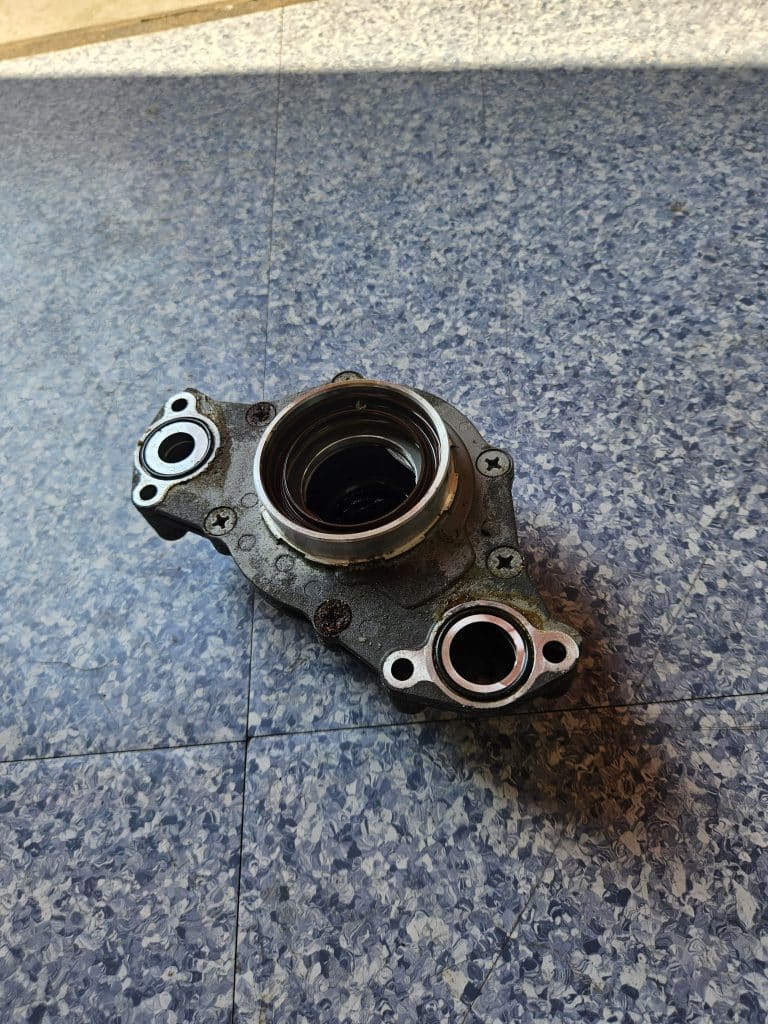 Couvercle Yamaha 67F-1246A-01-1S
