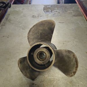 Hélice 13x17 Inox Yamaha 15 Cannelures