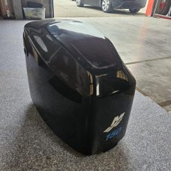 Capot moteur mercury 150cv V6