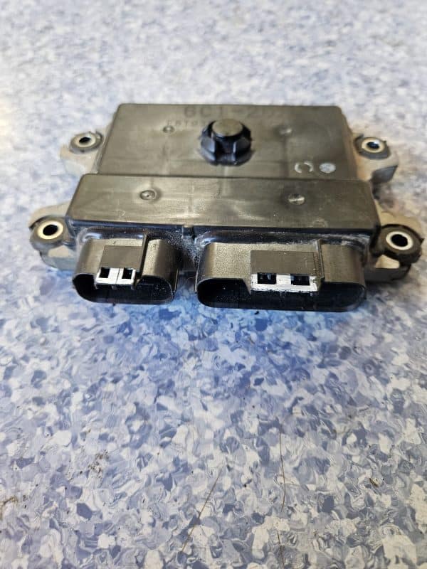 CDI yamaha 6C1-20 F8T93974