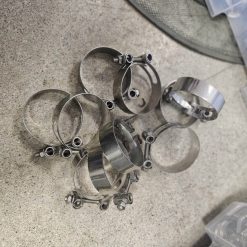 collier de serrage à double boulon de type "UN B"