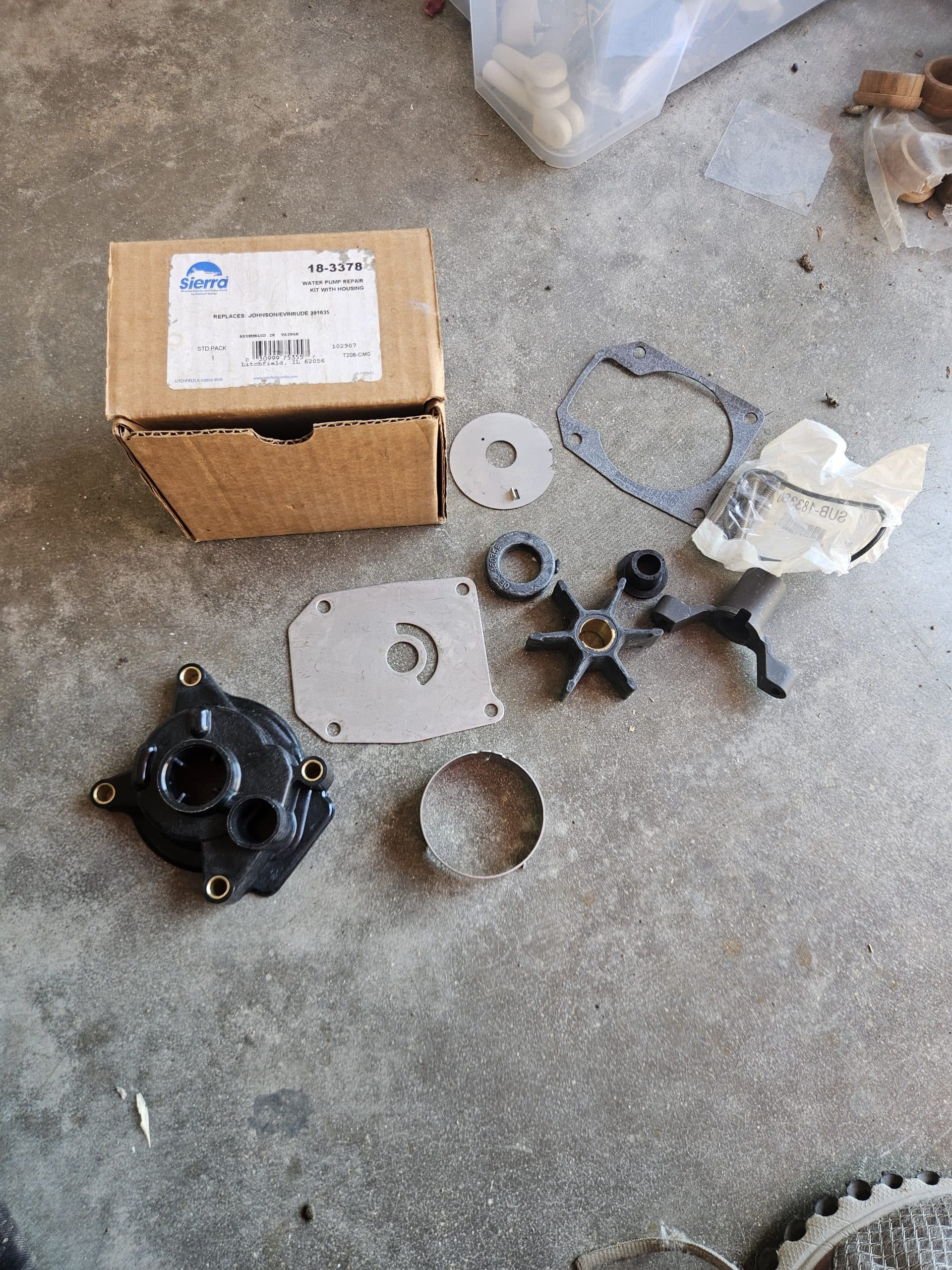 Kit de réparation de pompe à eau Sierra 18-3378 avec boîtier