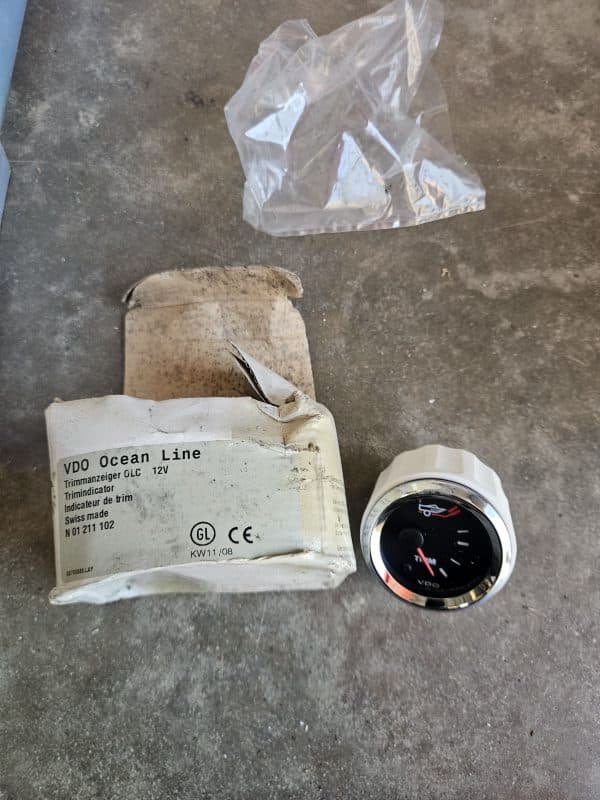Indicateur de trim VDO Ocean Line 01 211 102