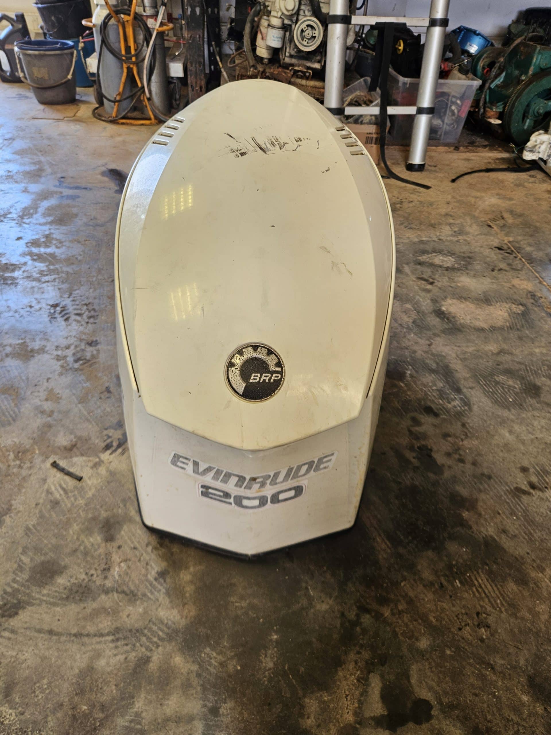 Capot Evinrude e-tec 200cv