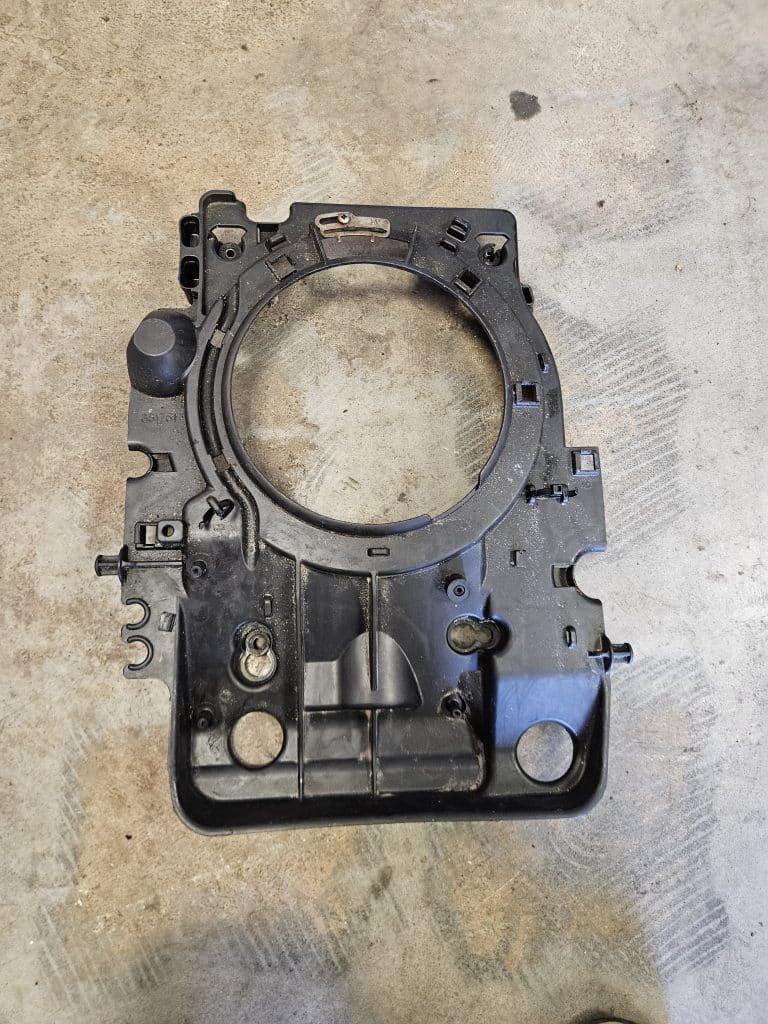 Support arrière volant Evinrude e-tec 200cv