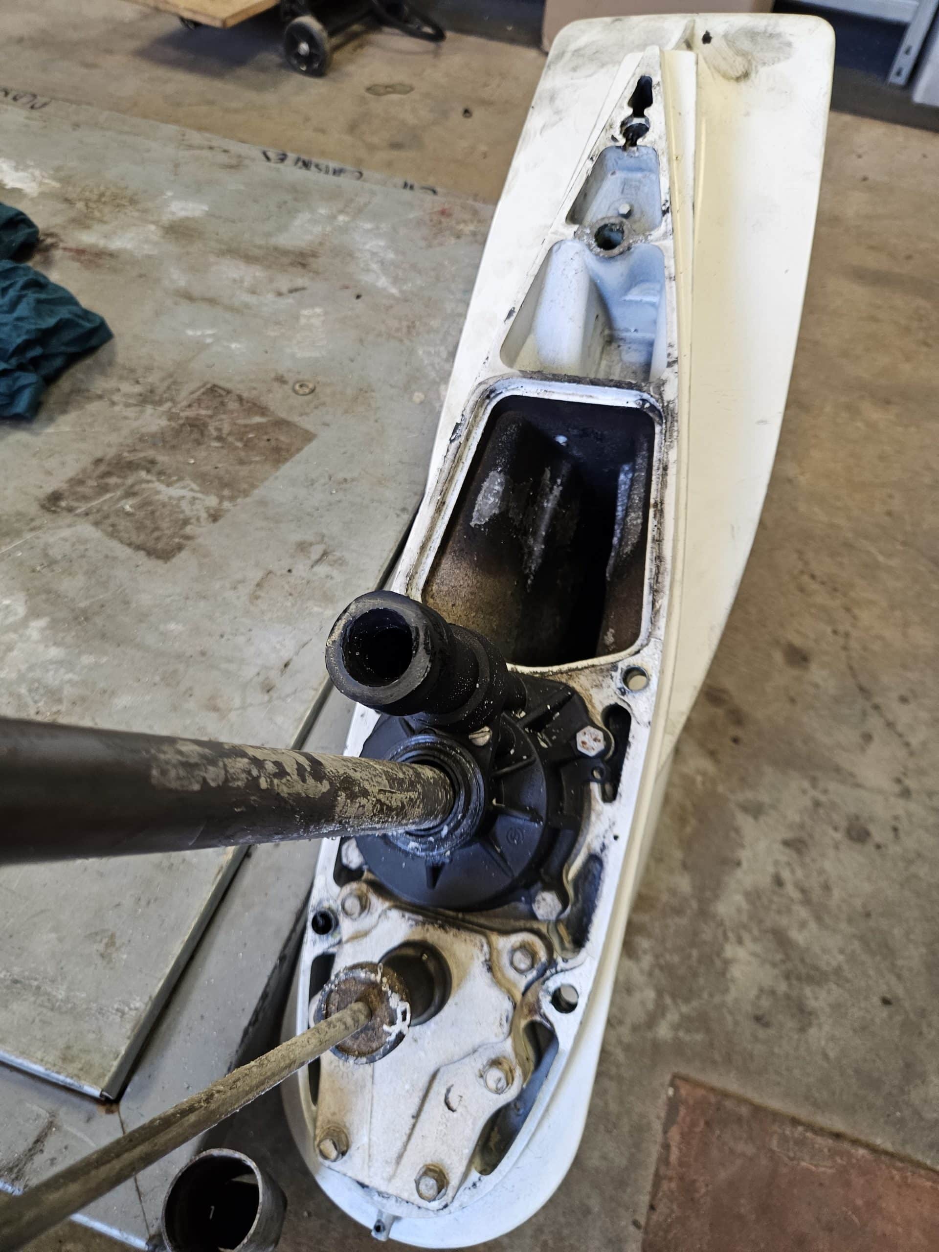 Embase L Evinrude e-tec 200cv