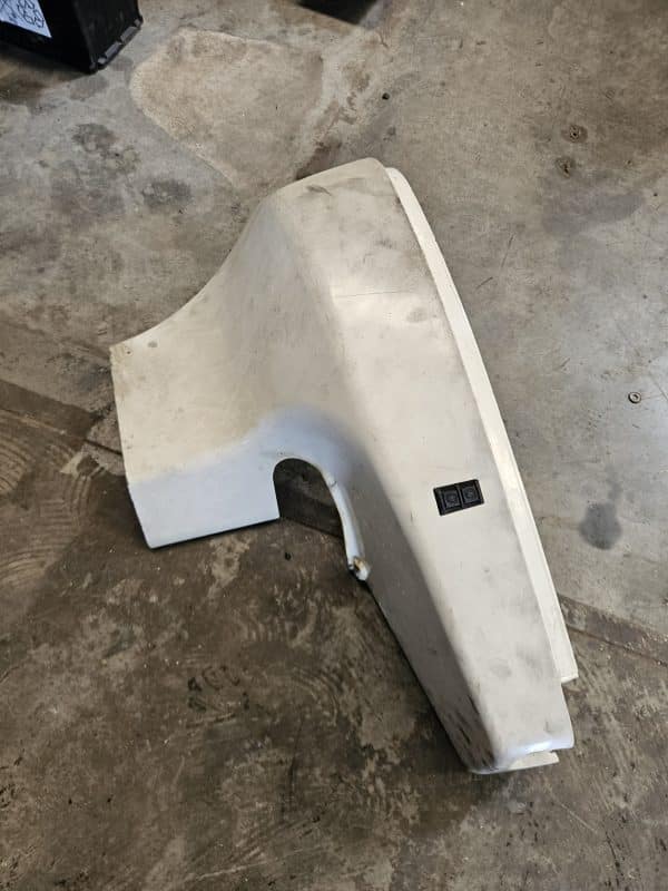 Carter lateral droite ficht ram Evinrude 200cv