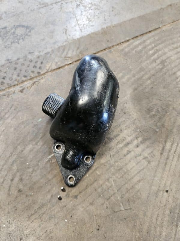 Reservoir huile fiche ram Evinrude 200cv