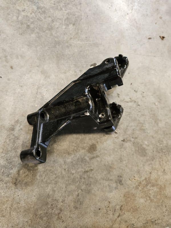 Support commande direction ficht ram Evinrude 200cv