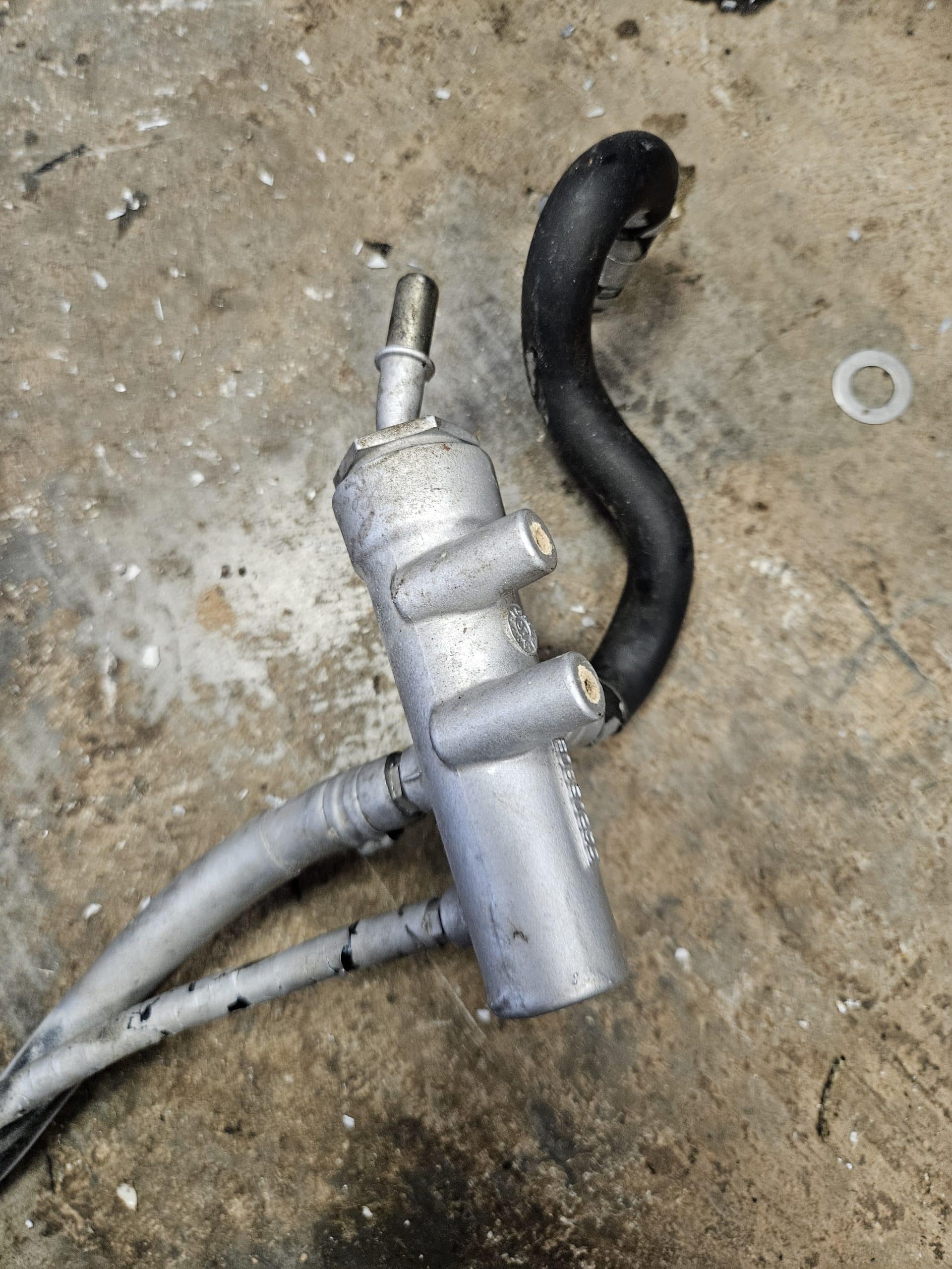 Rampe injection FNM diesel 5 cylindres
