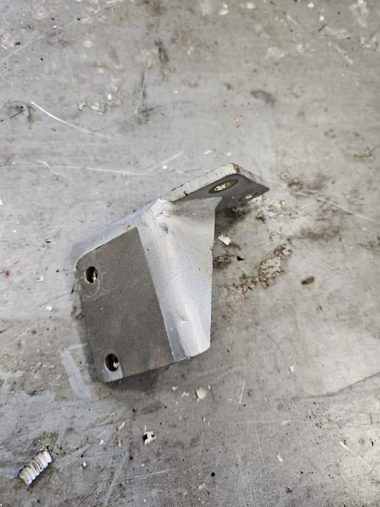 Patte de fixation moteur FNM diesel