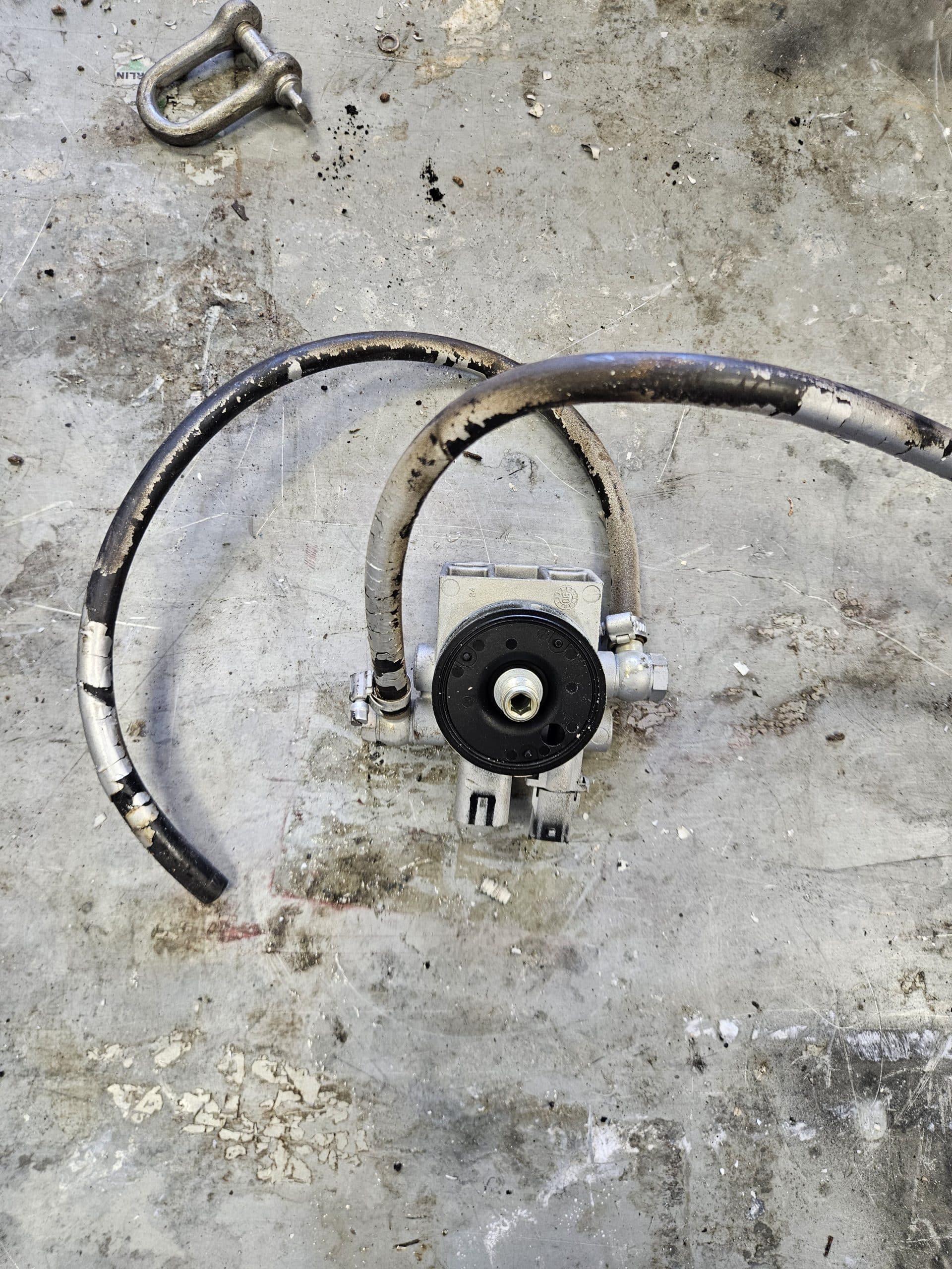 Pompe direction assisté FNM diesel