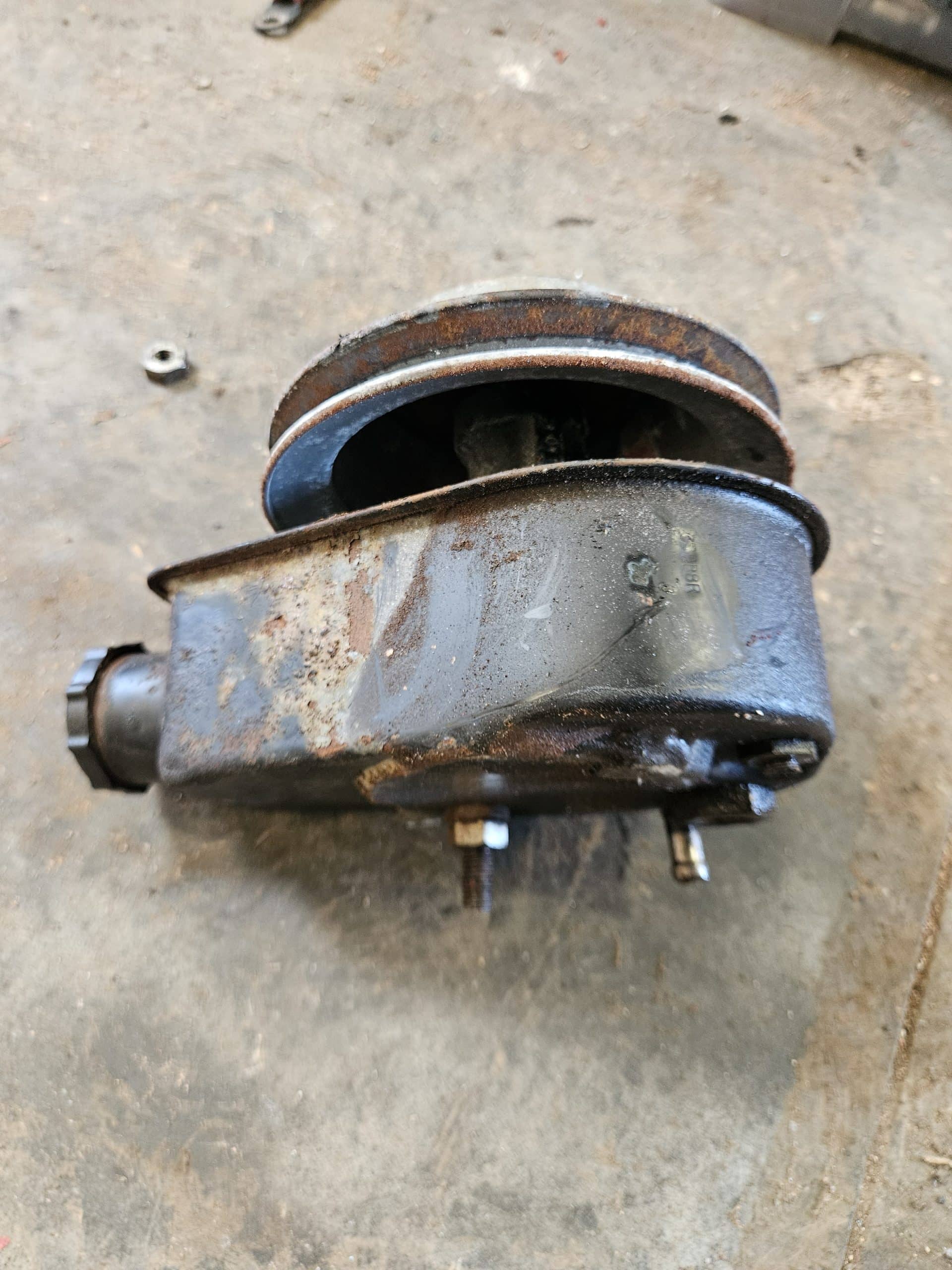 Pompe direction assisté AQ205 Volvo Penta