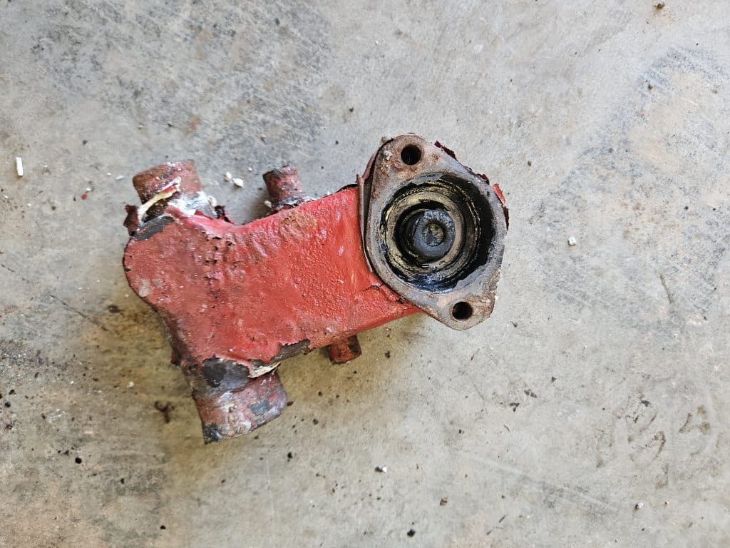 Boitier thermostat AQ205 Volvo Penta