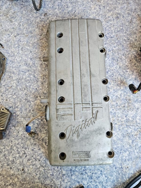 Couvercle admission Mercury EFI 225cv