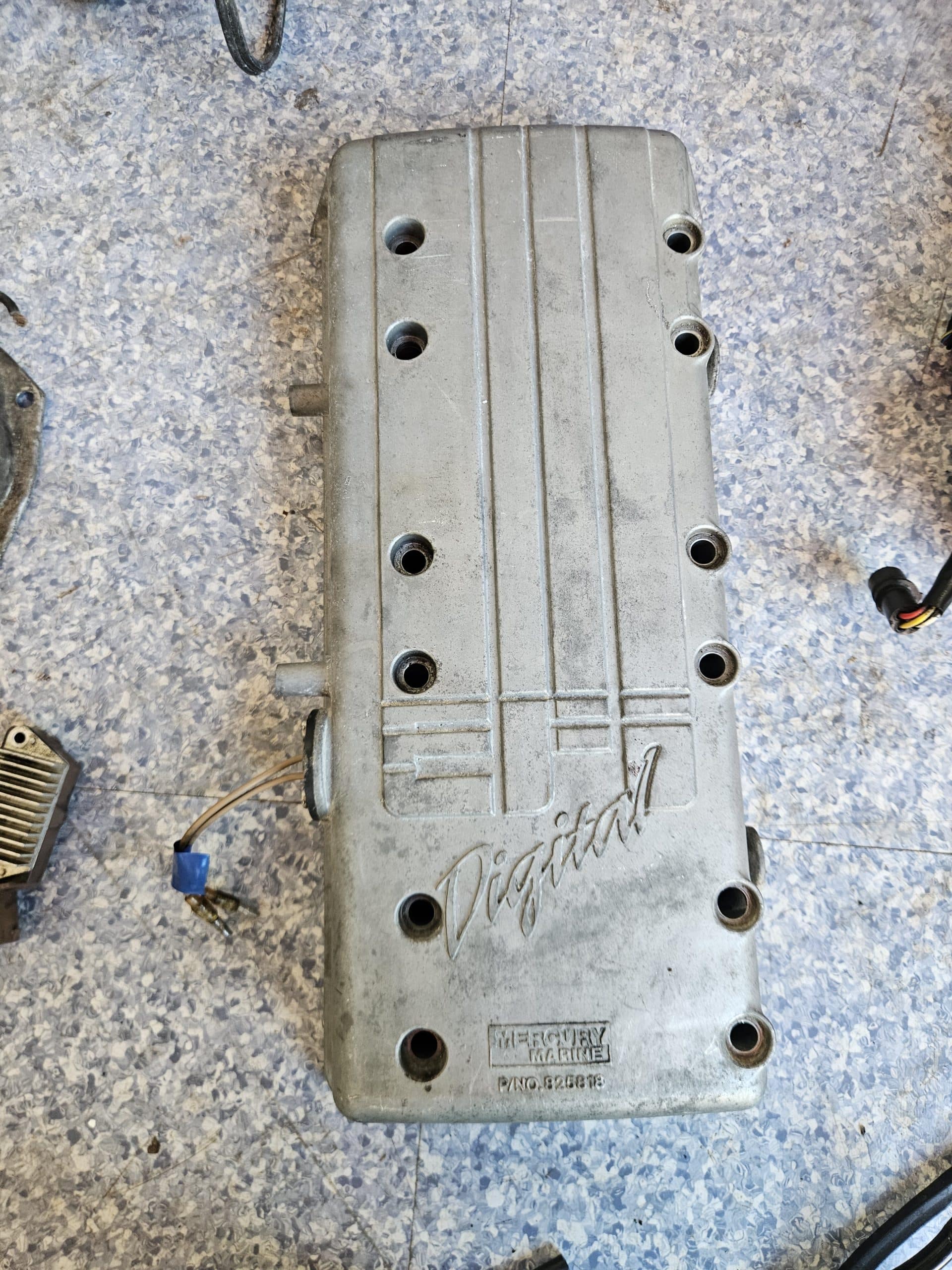 Couvercle admission Mercury EFI 225cv