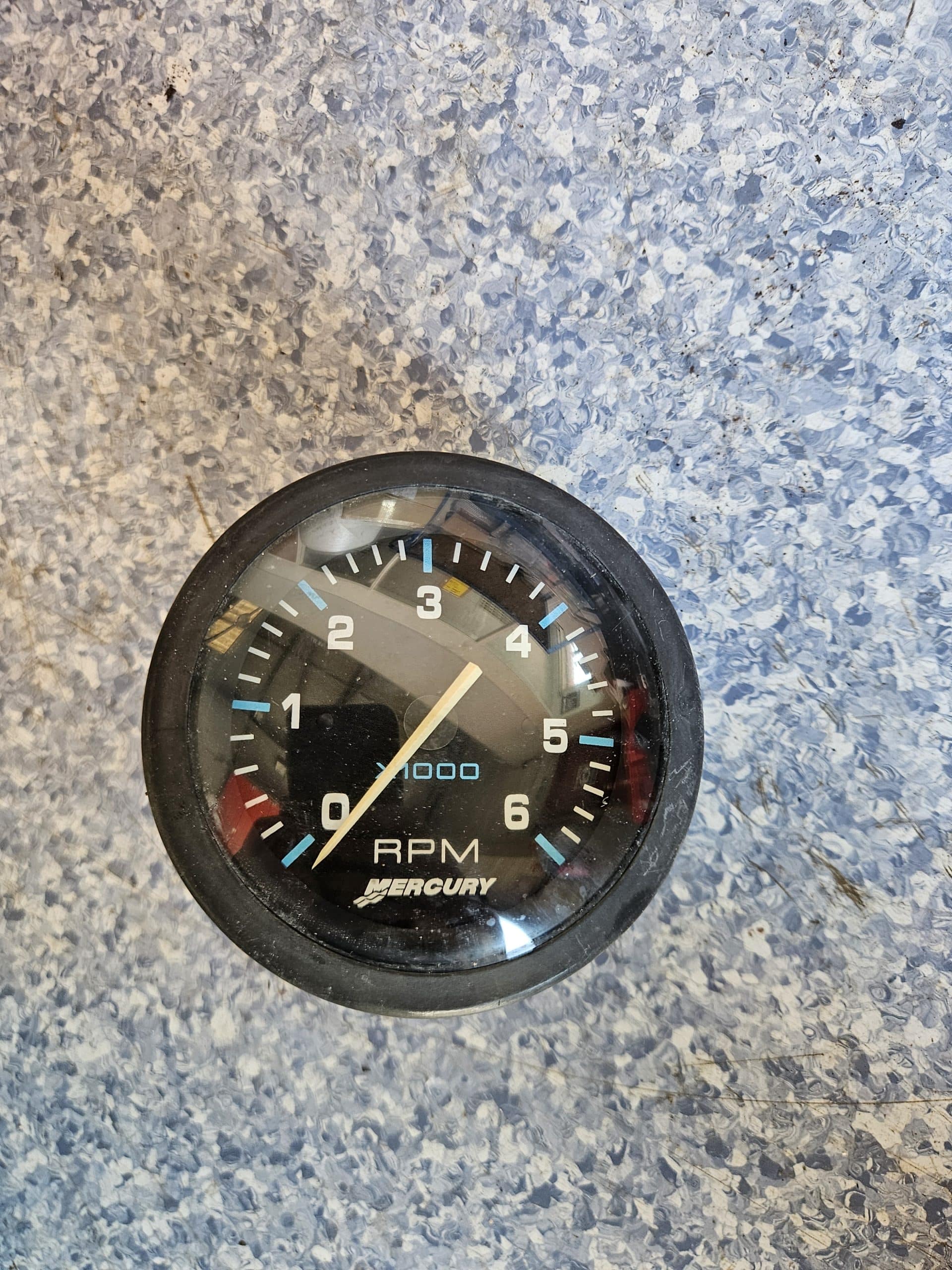 Compteur 6000RPM Mercury essence