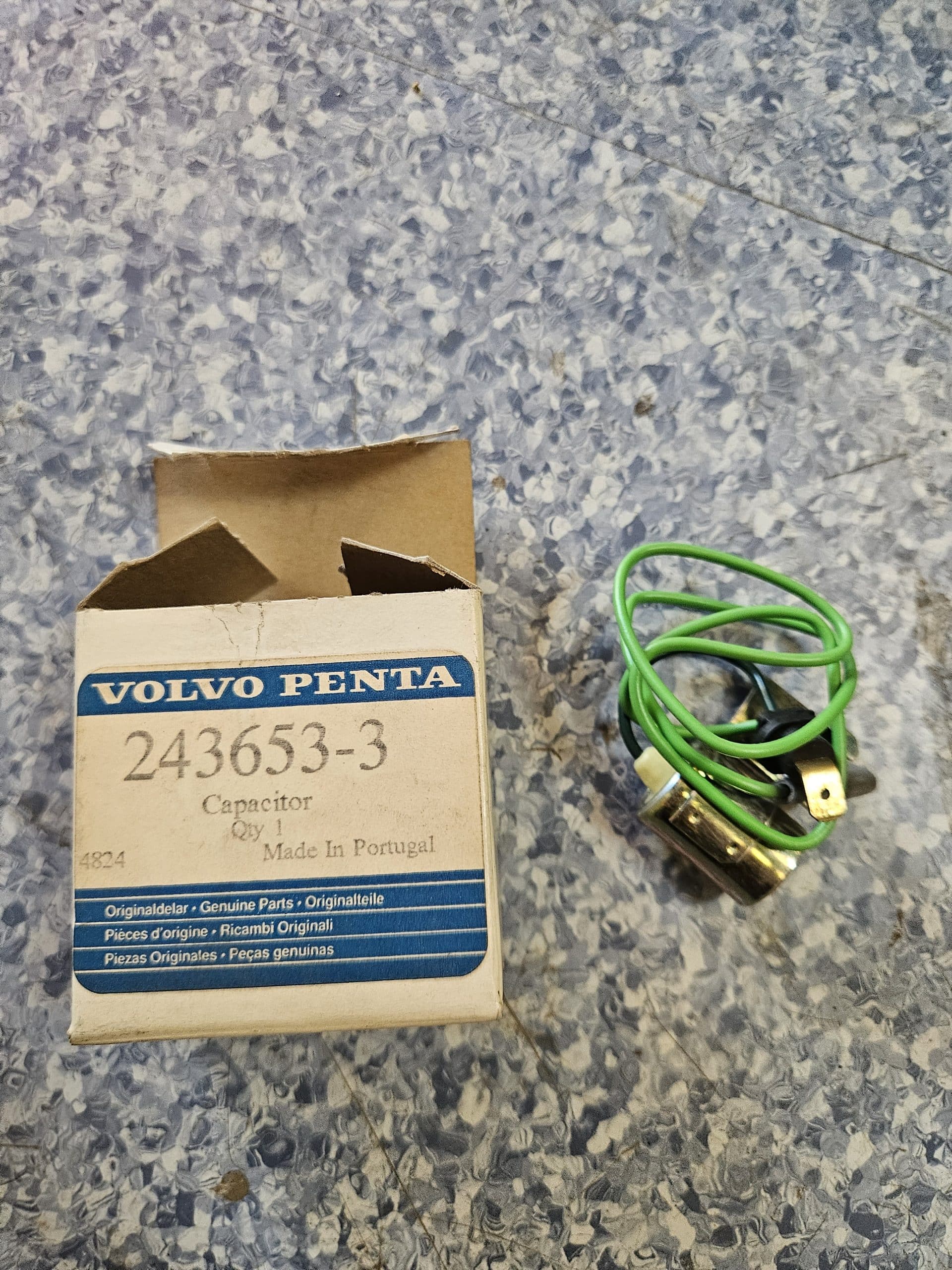Condensateur BOSCH OEM Volvo Penta 243653-3