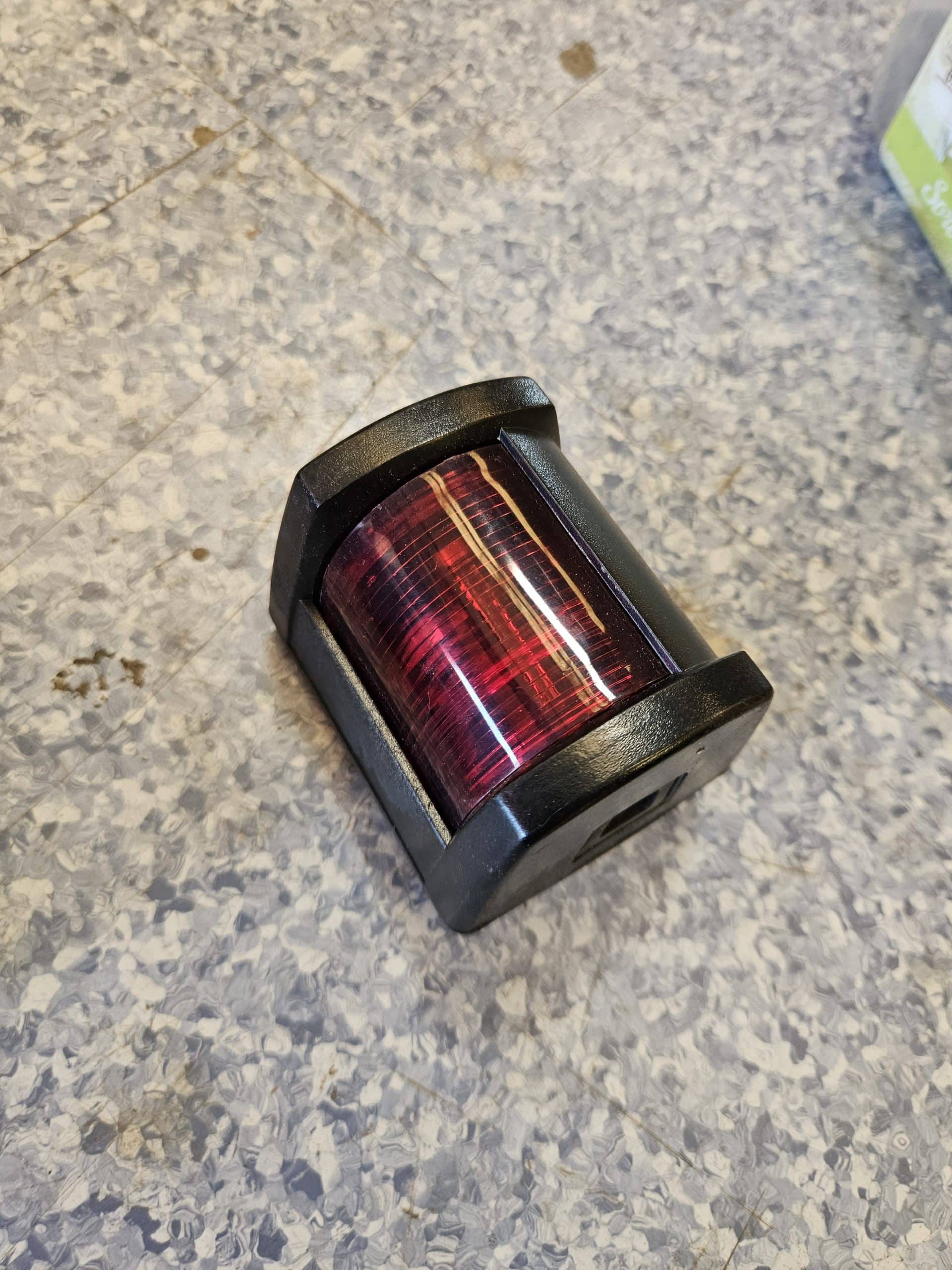 Feu de navigation 12 V / 10 W Hella SBD 3562 / NK 78 12 V SNP26