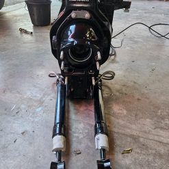 Platine Mercruiser Bravo complète avec vérin neuf