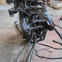 Platine Mercruiser Bravo complète avec vérin neuf