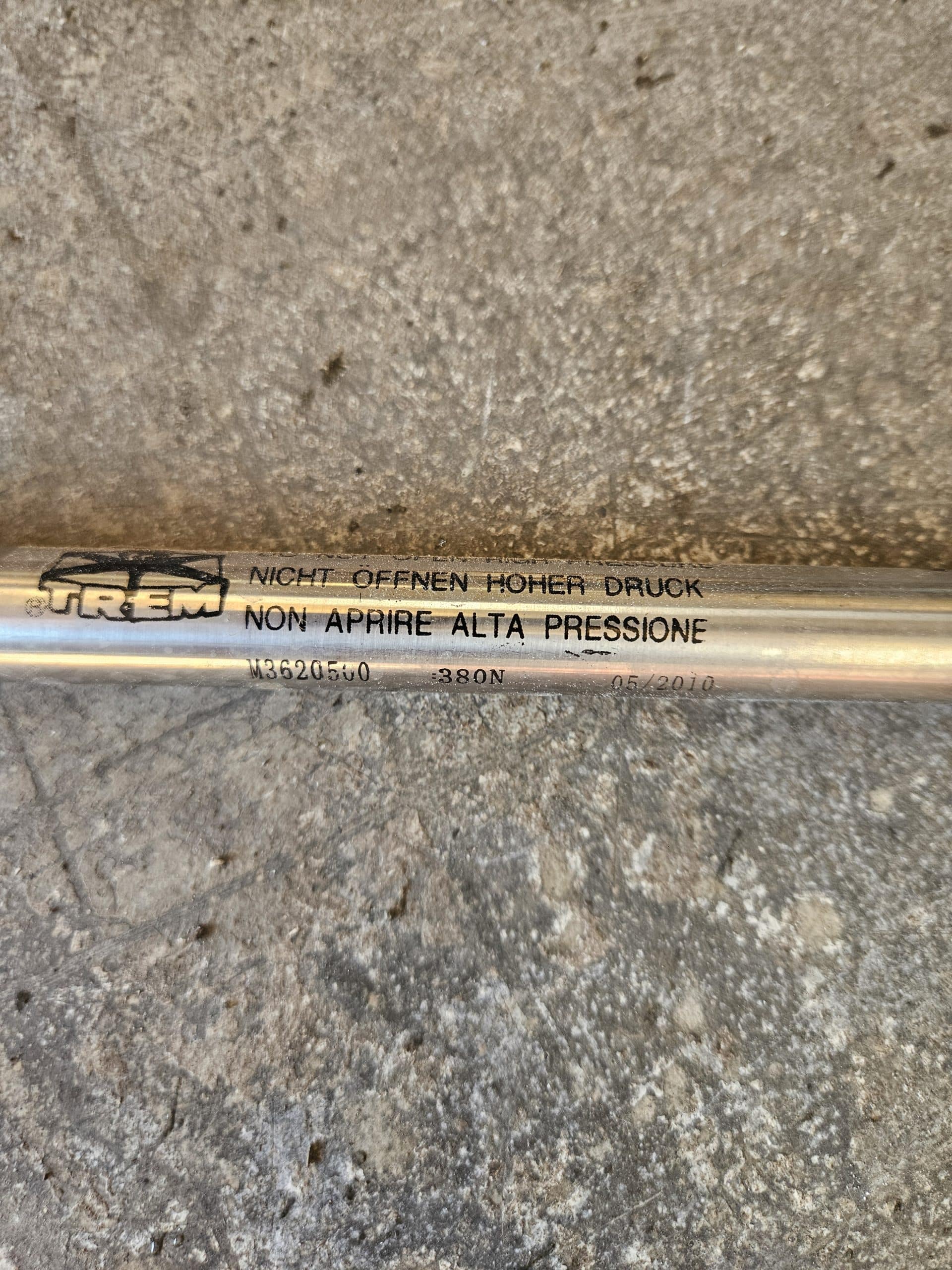 Vérin de coffre Trem M3620500 51 cm d’occasion