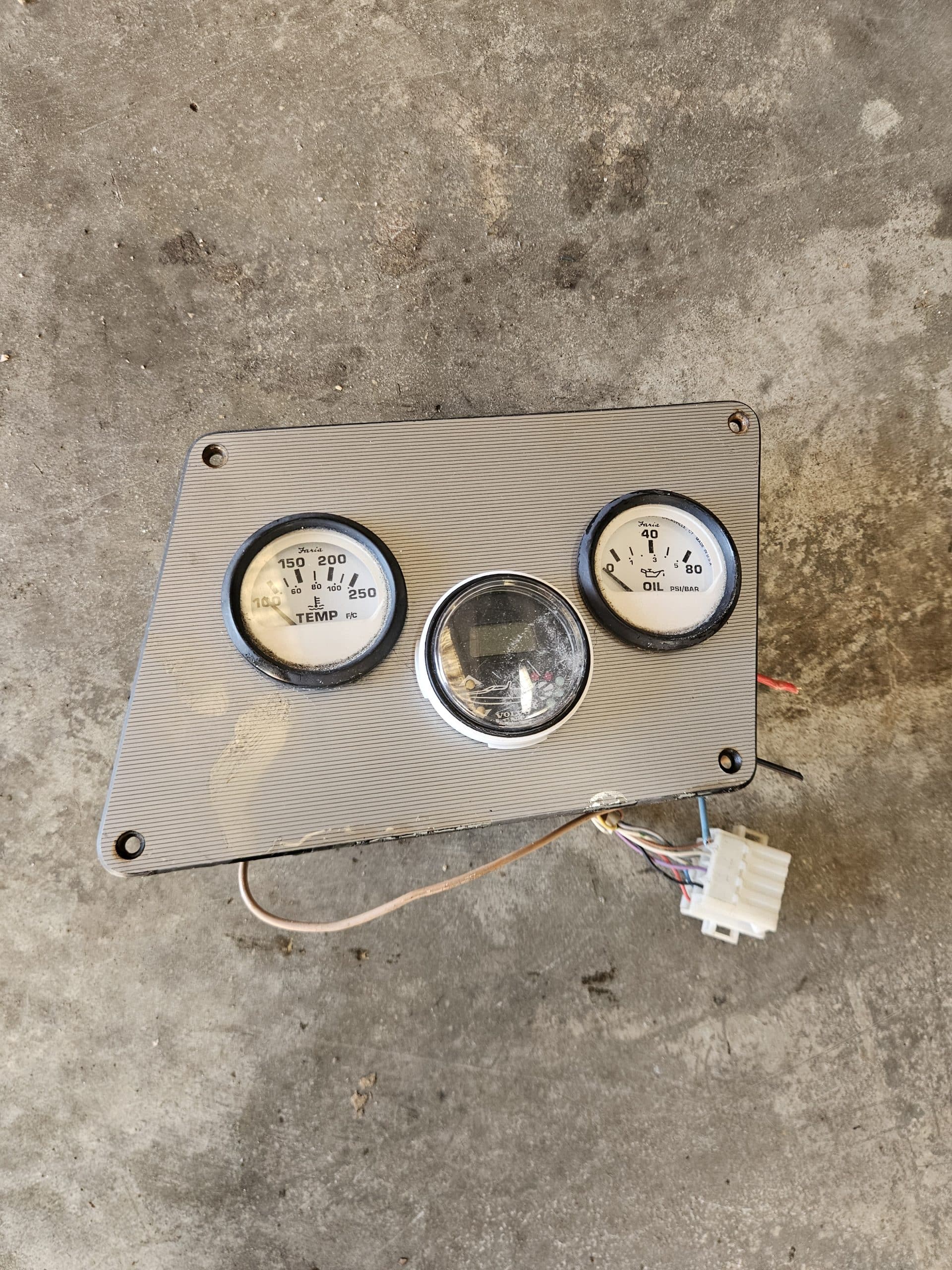 Tableau de bord Volvo Penta 5.7L GL avec jauges