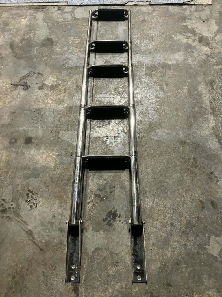 Échelle inox 5 marches repliable 140 cm bateau