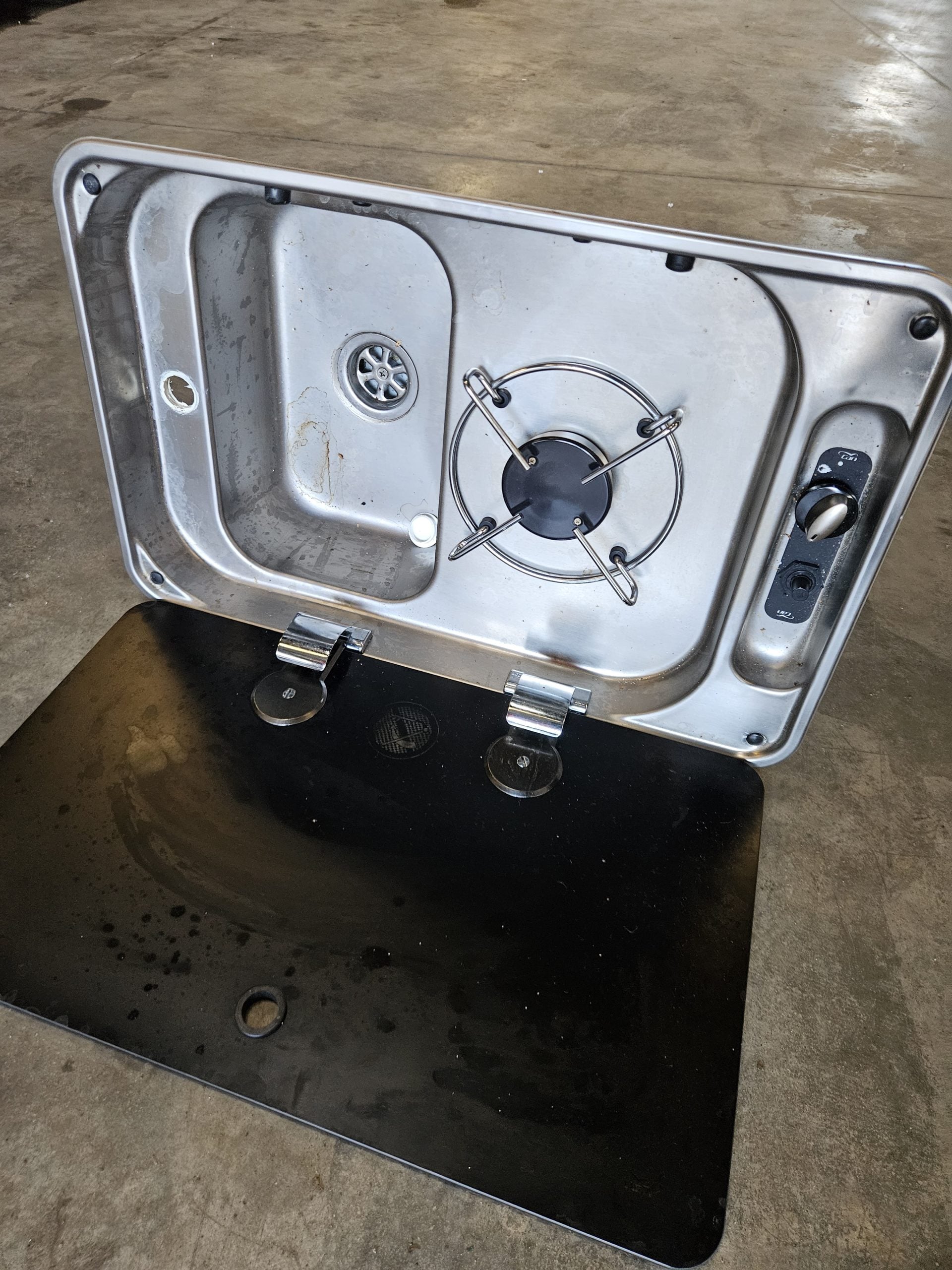 Plaque chauffante avec évier encastrable 54 x 34