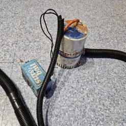 Pompe de cale Shurflo 1500 d’occasion contrôlée