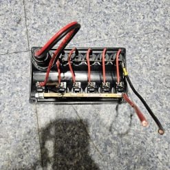 Tableau interrupteur 5 boutons avec allume-cigare