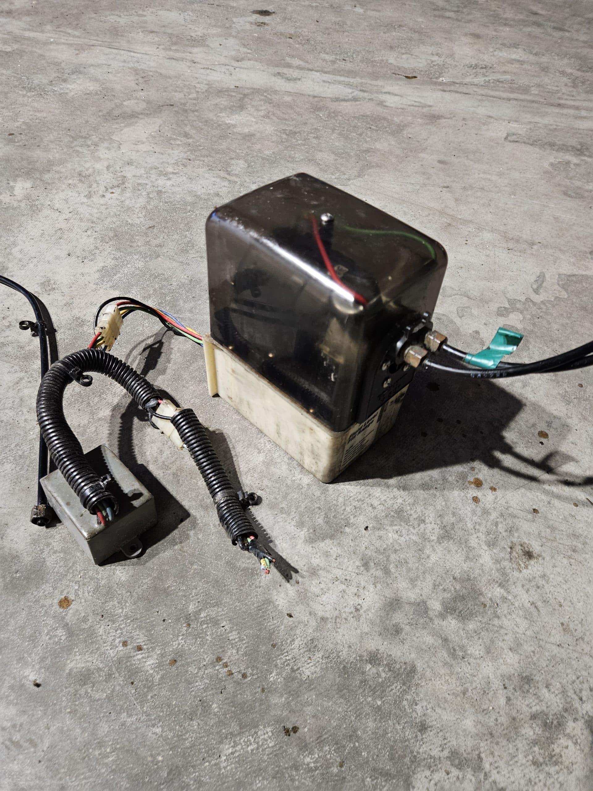 Central de flap Bennett 12V V351 d’occasion