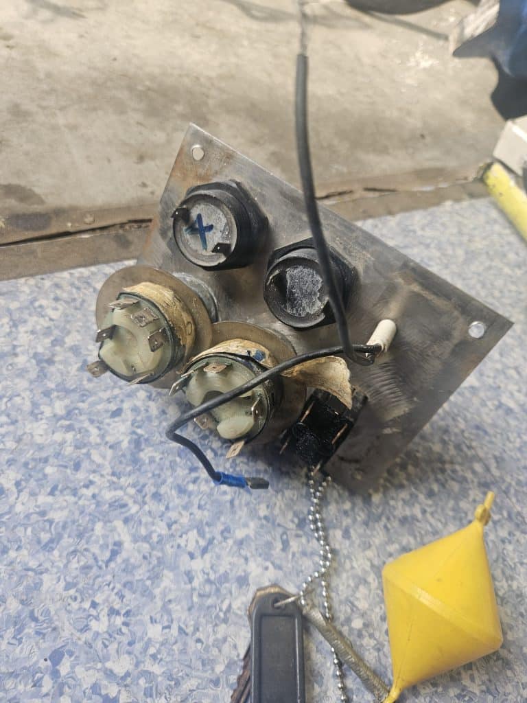 Contacteur à clé Volvo Penta TAMD41 bi-moteur
