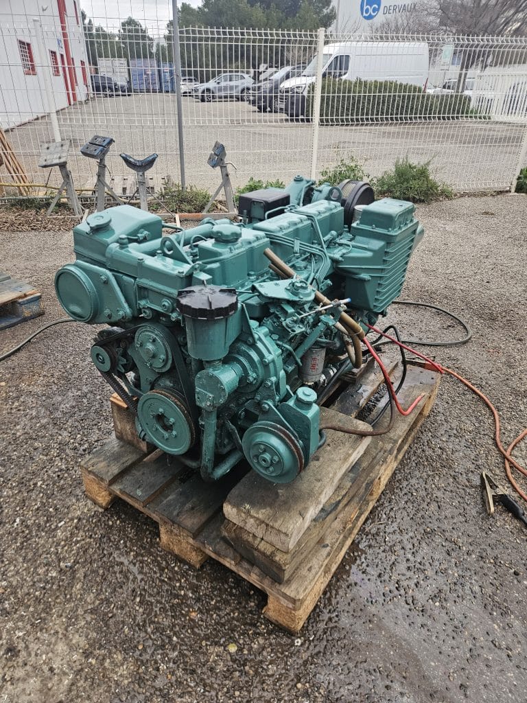 Moteur Volvo Penta AQAD41A TAMD41A Diesel 200cv – 6 cylindres