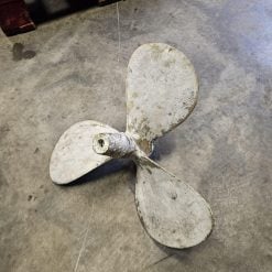 Hélice bronze 3 pales 16x12 arbre 30mm standard