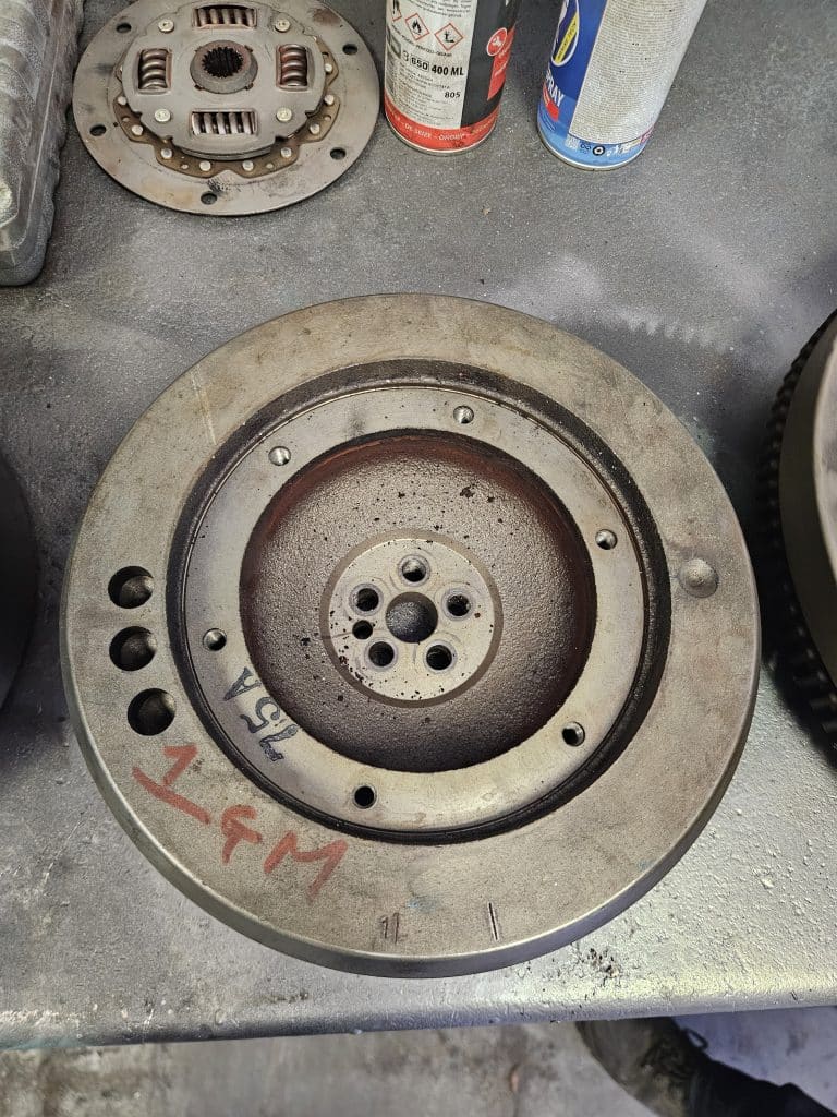 Volant moteur Yanmar 1GM diesel d’occasion