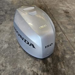 Capot moteur Honda 150 cv hors-bord d’occasion