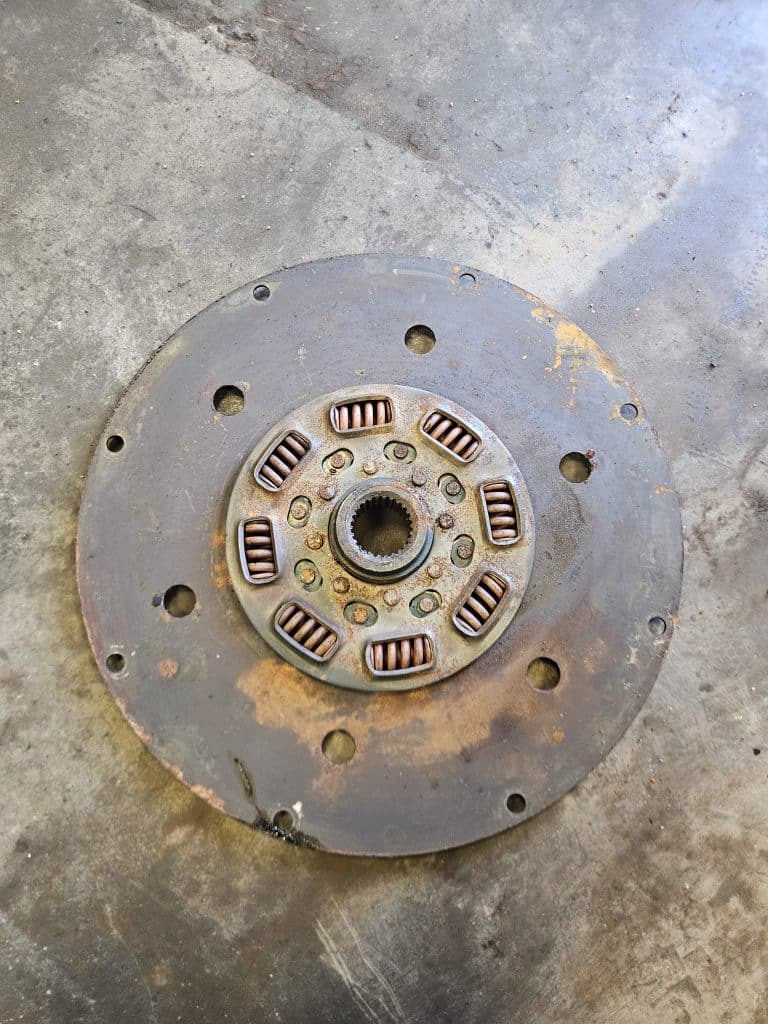 Damper moteur Volvo Penta TAMD60 d’occasion