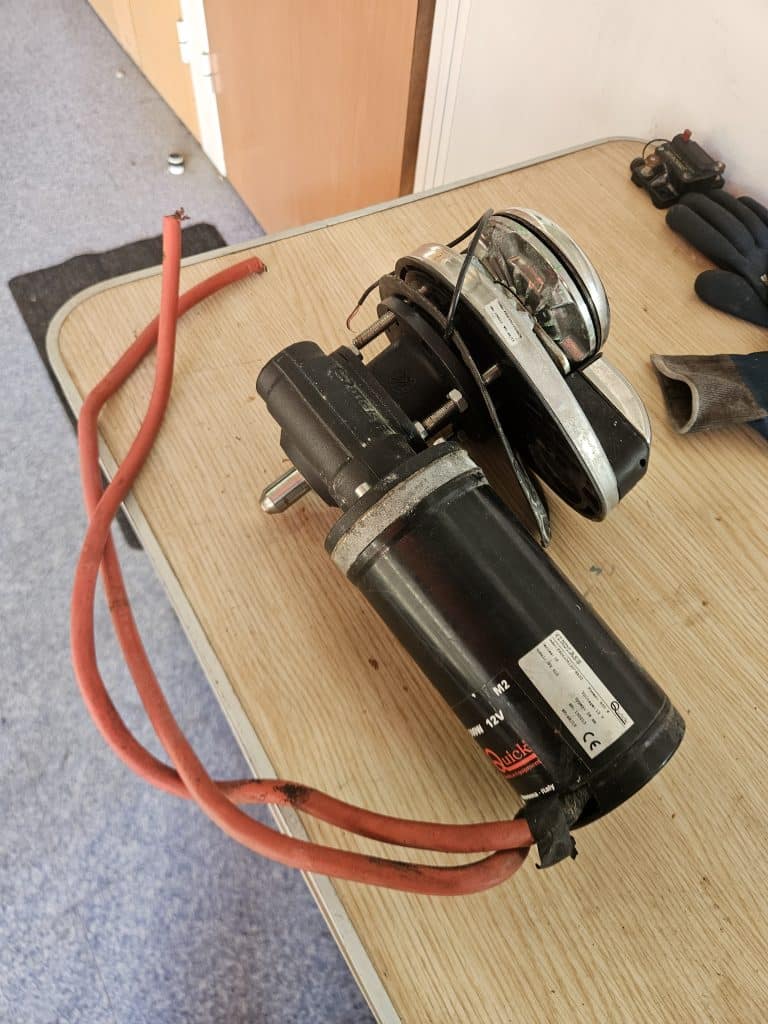 Guindeau Quick 500W 12V pour chaîne 8 mm