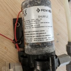 Pompe eau de douche 12V Pentair 45 PSI 10A