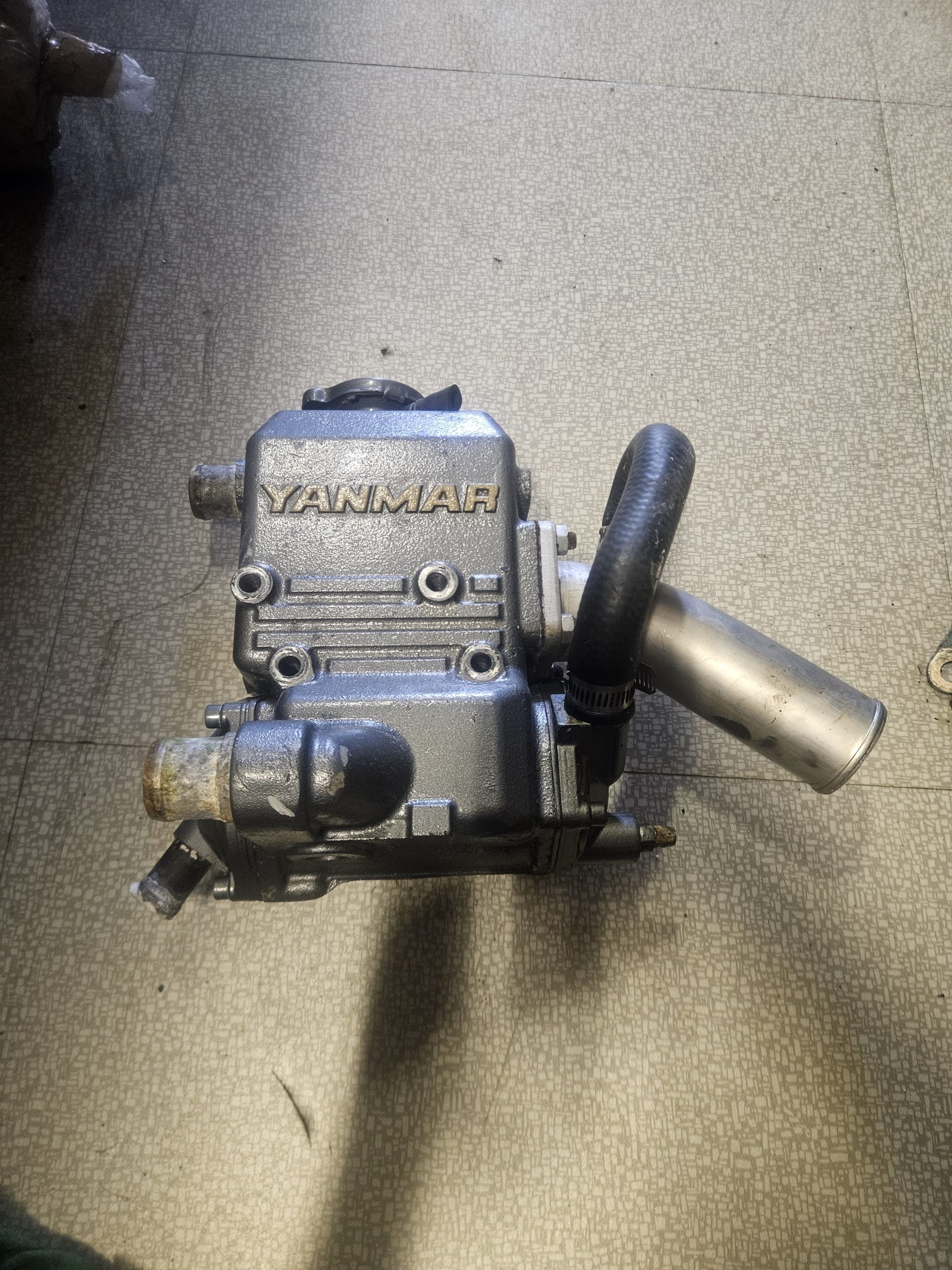 Échangeur Yanmar 2YM avec coude d’échappement inox