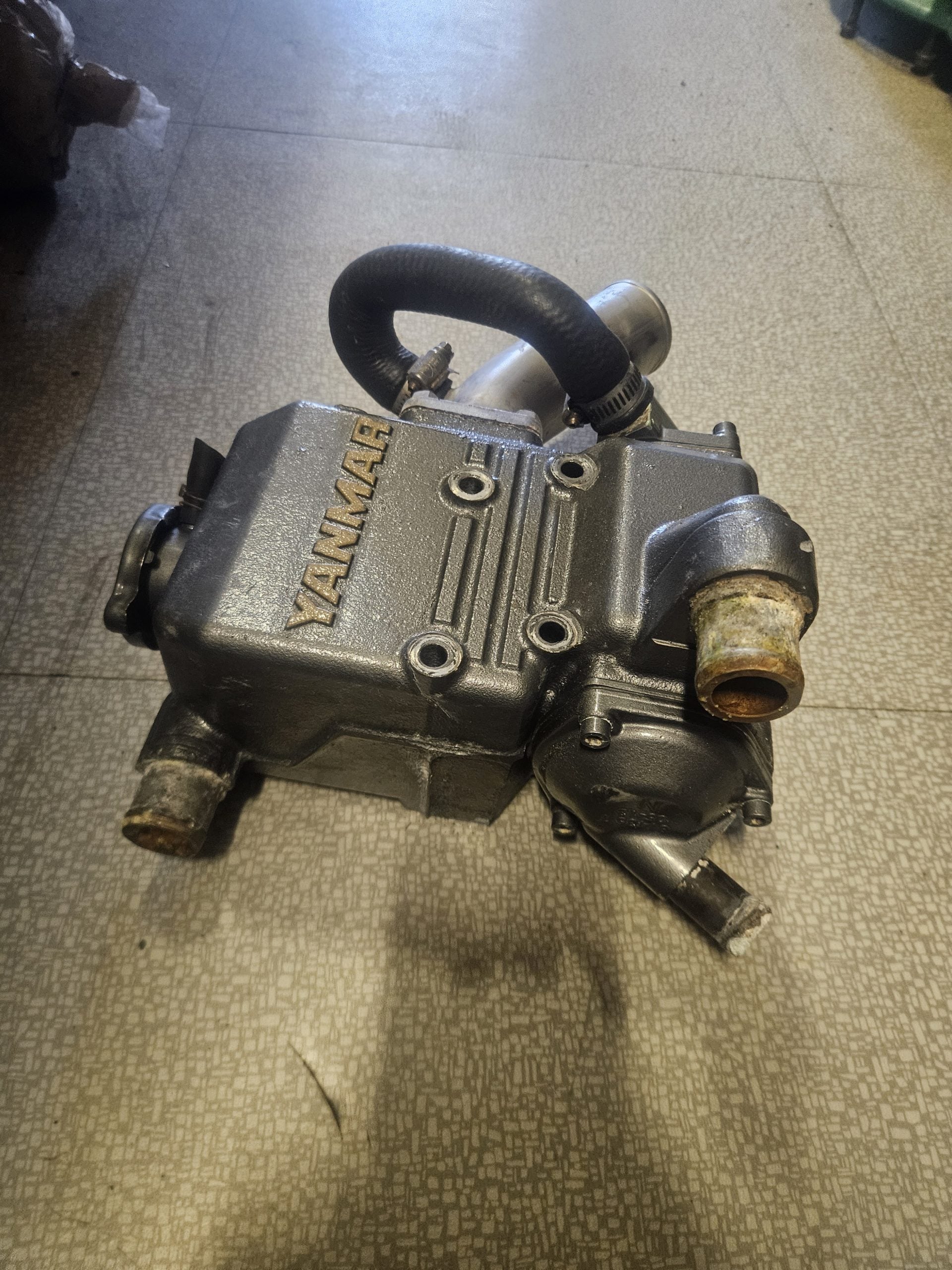 Échangeur Yanmar 2YM avec coude d’échappement inox