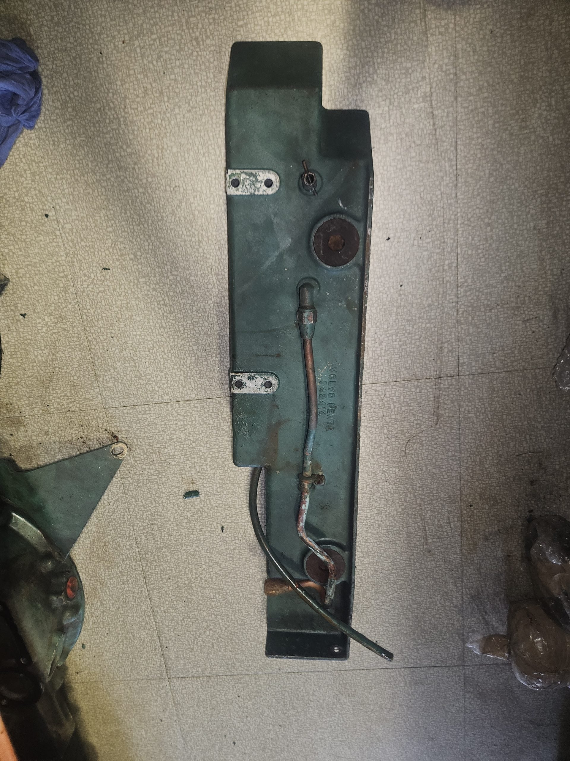 Vase d'expansion Volvo Penta TAMD60 diesel