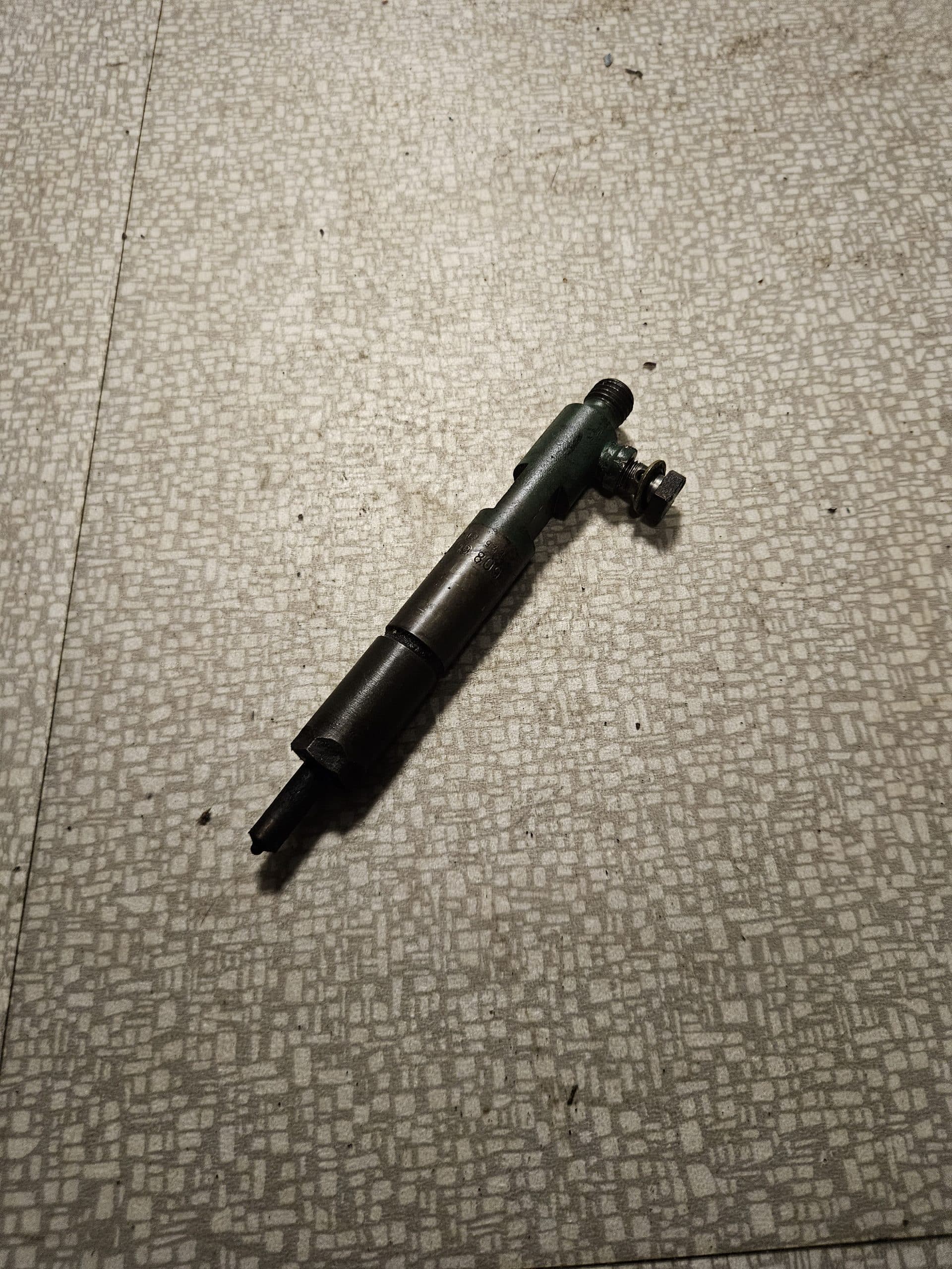 Injecteur Volvo Penta Bosch KBAL 72P19809 d'occasion