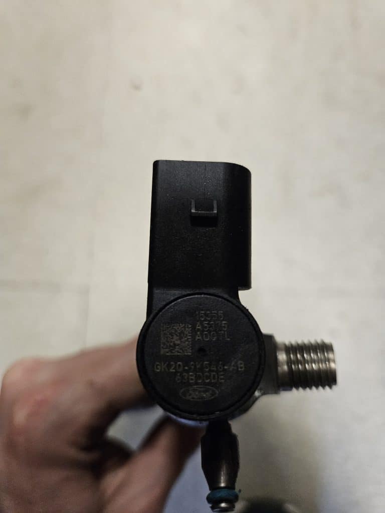 Injecteur Ford GK2Q-9K546-AB d’occasion contrôlé